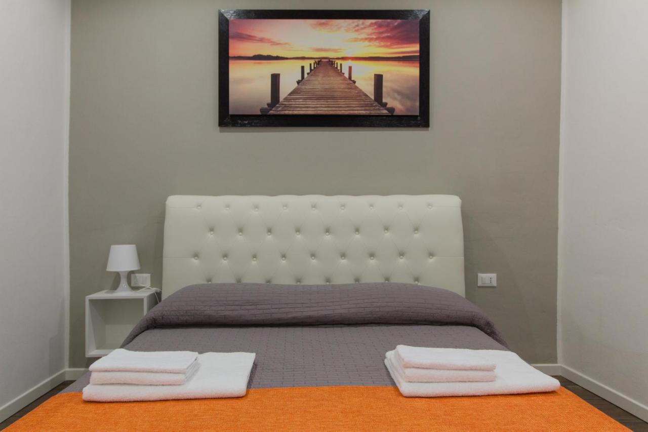Malta Guest House เปียเชนซา ภายนอก รูปภาพ