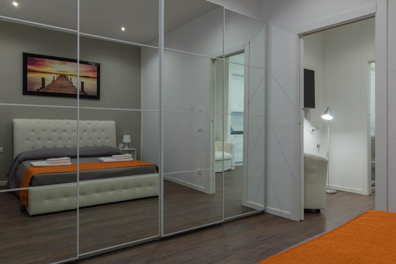 Malta Guest House เปียเชนซา ภายนอก รูปภาพ